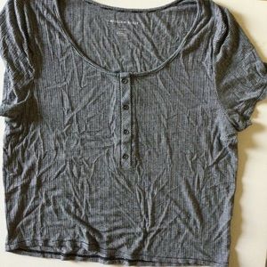 American Eagle Cropped Tshirt